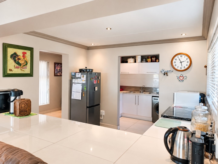 3 Bedroom Property for Sale in Reebok Western Cape